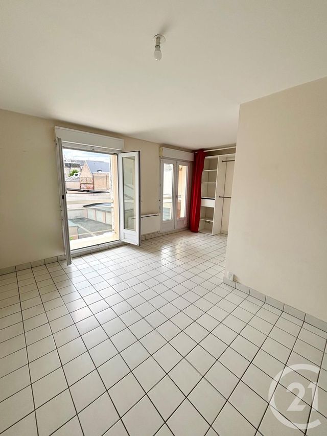 Appartement F1 à louer - 1 pièce - 27,28 m2 - Orleans - 45 - CENTRE