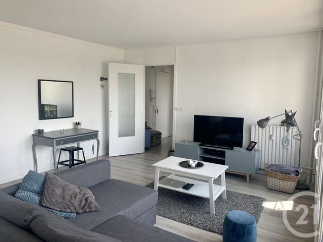 Appartement F3 à louer - 3 pièces - 67,52 m2 - Orleans - 45 - CENTRE