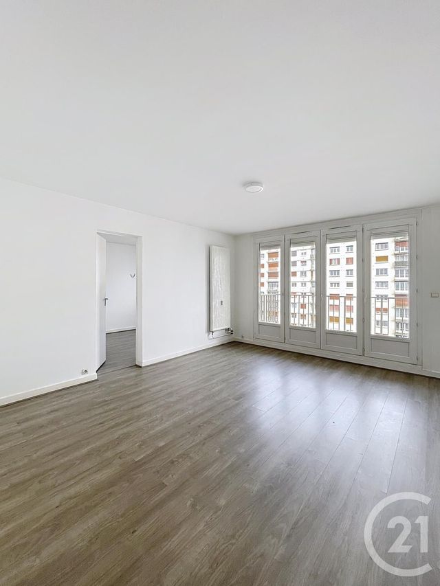 Appartement F3 à vendre - 3 pièces - 75,43 m2 - Orleans - 45 - CENTRE